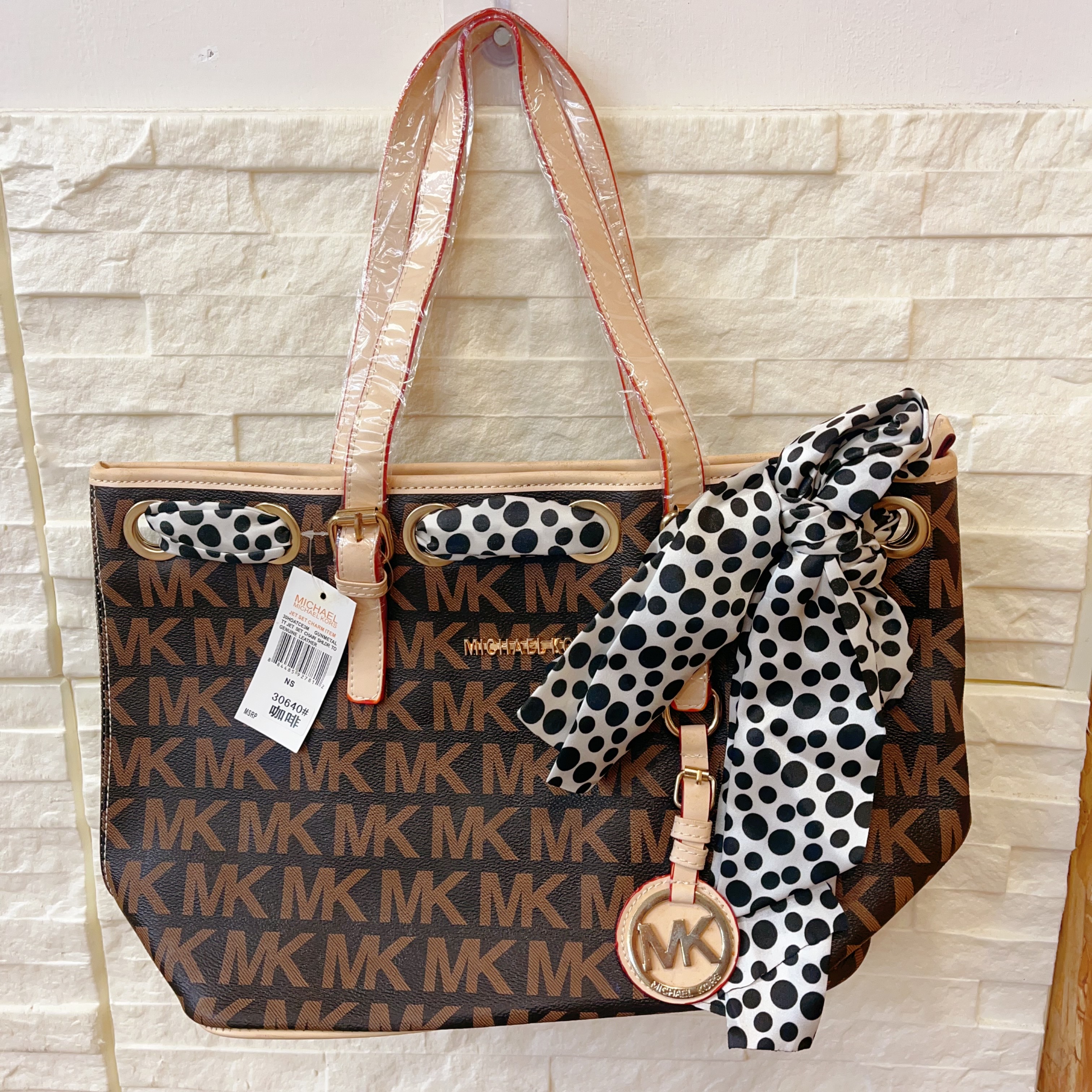 Michael kors jet set charm item 30hoatce3m gunmetal sale